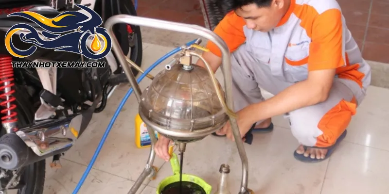 Lý do nên chọn dịch vụ thay nhớt tại nhà